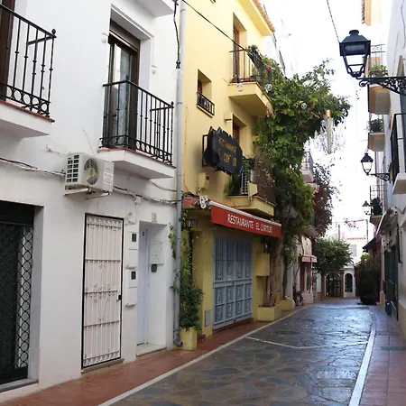 בית נופש Tropical Old Town מארבלה